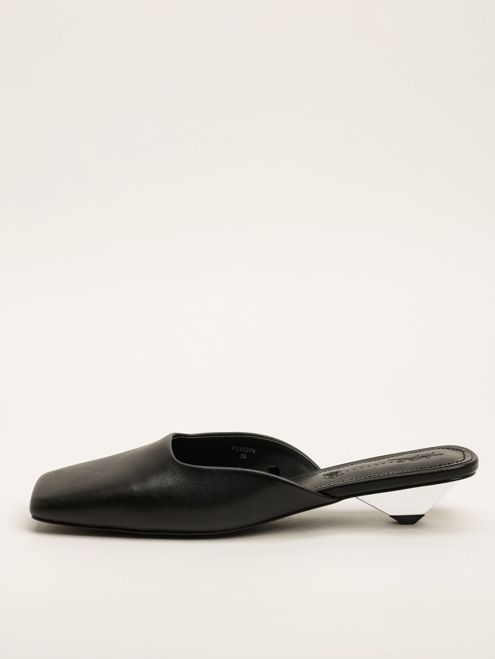 כפכפי מיולס עקב נמוך