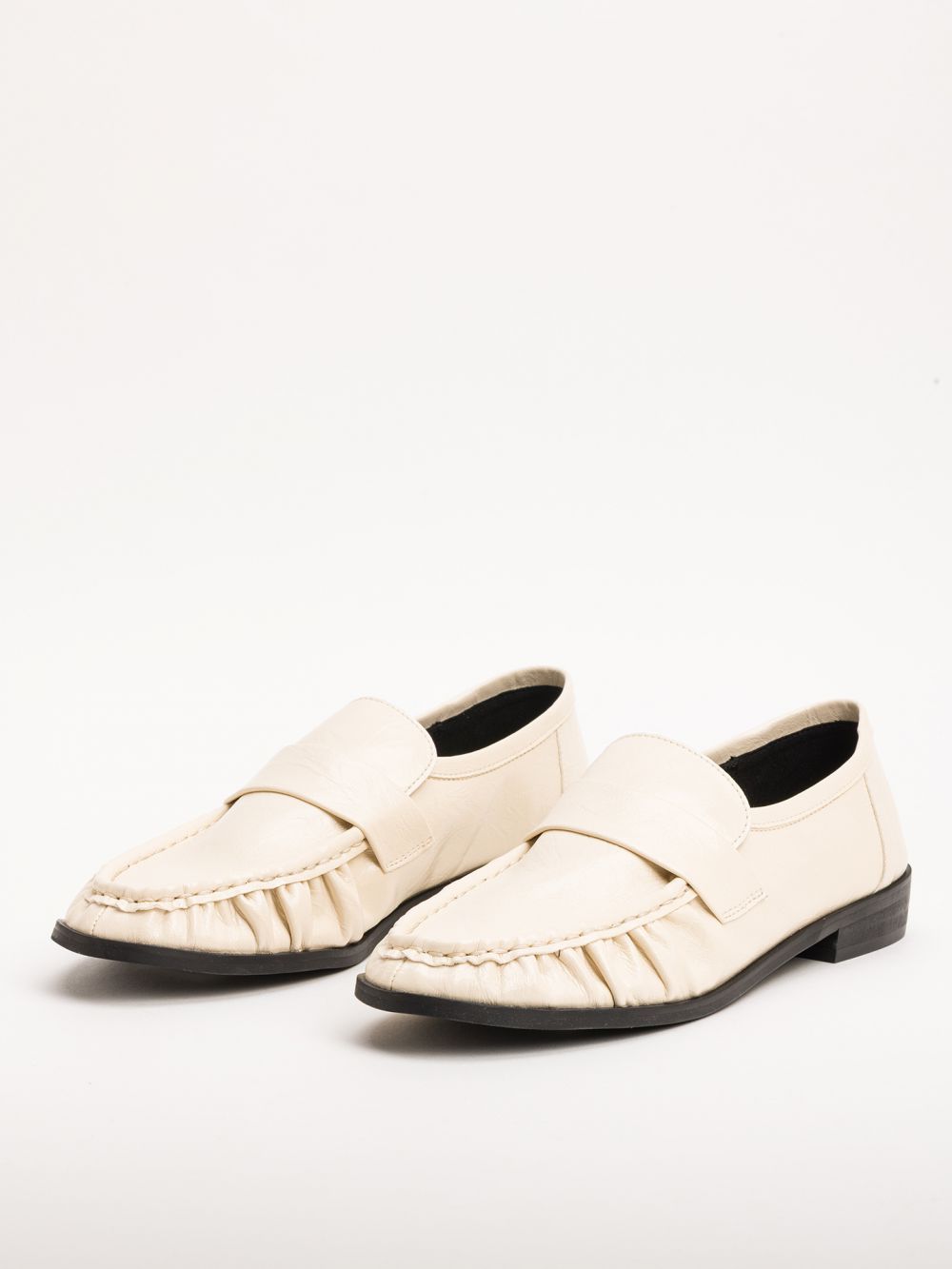 מוקסינים עם כיווצים