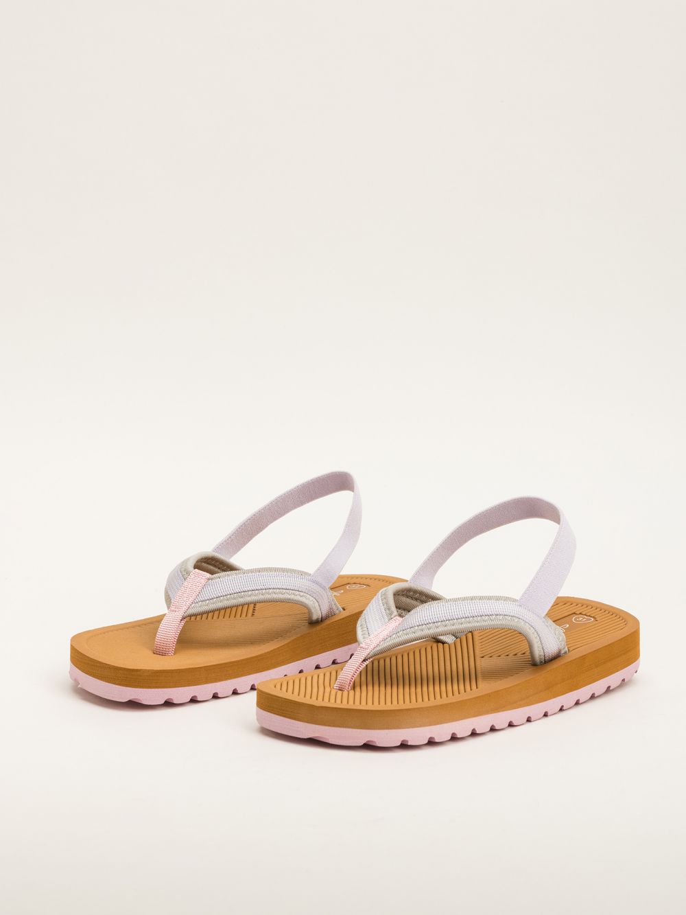 סנדלים עם רצועת עקב אלסטית