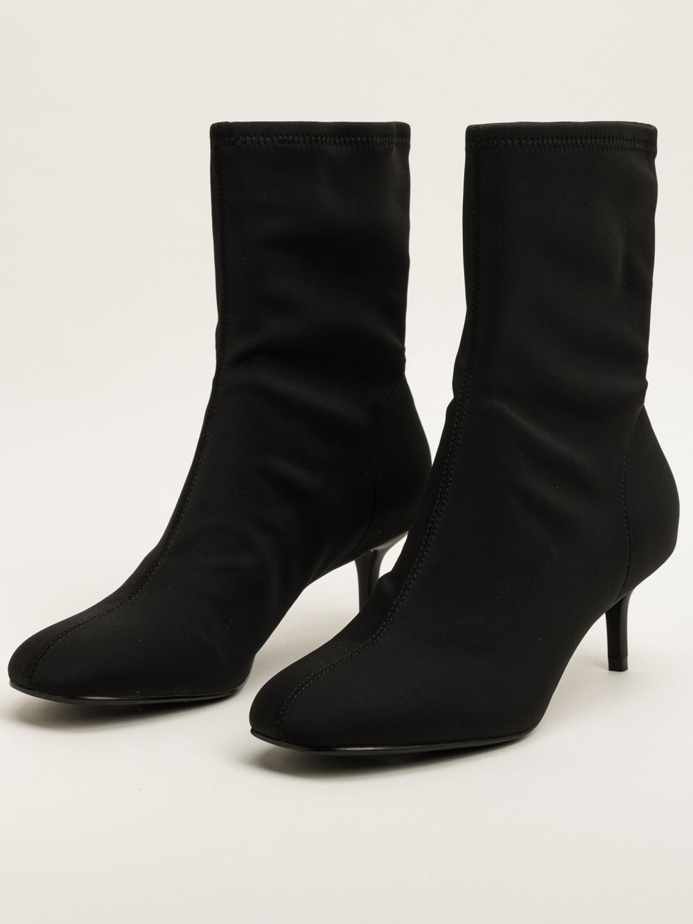 מגפון גרב עקב