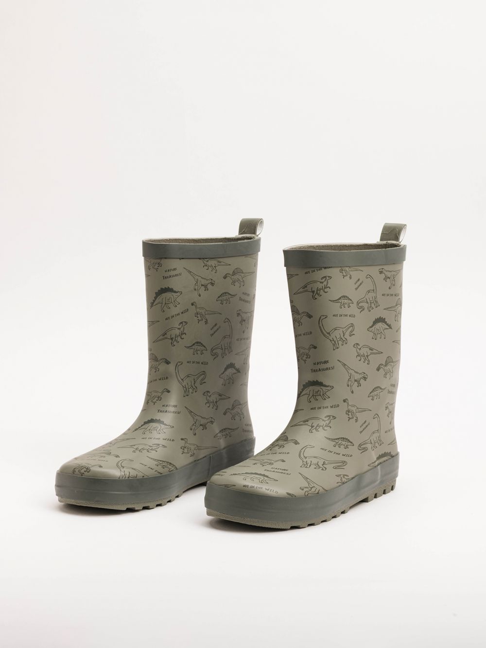 מגפי גשם לבנים