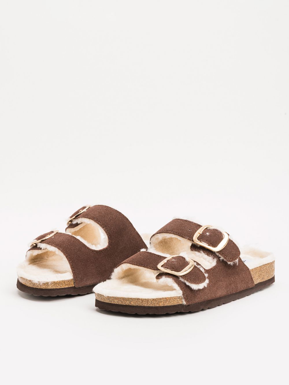 סנדל פרוותי