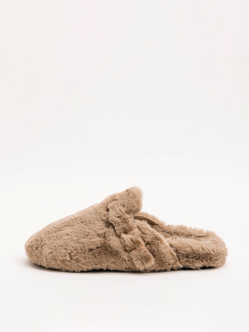 כפכפי פרווה עם אבזם