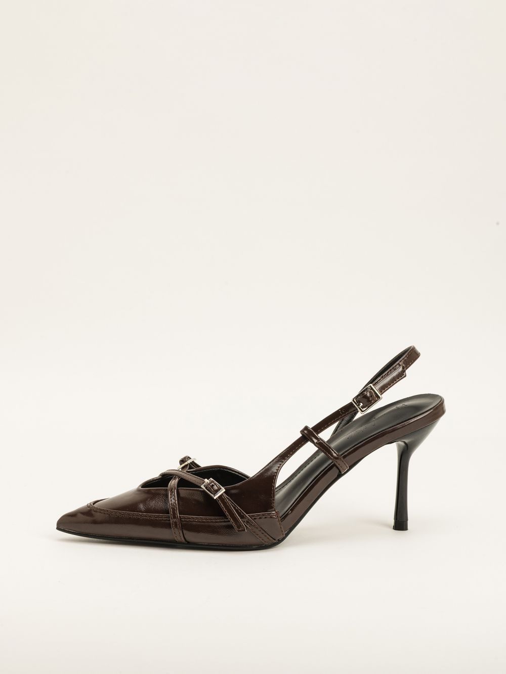 סנדלי עקב רצועות