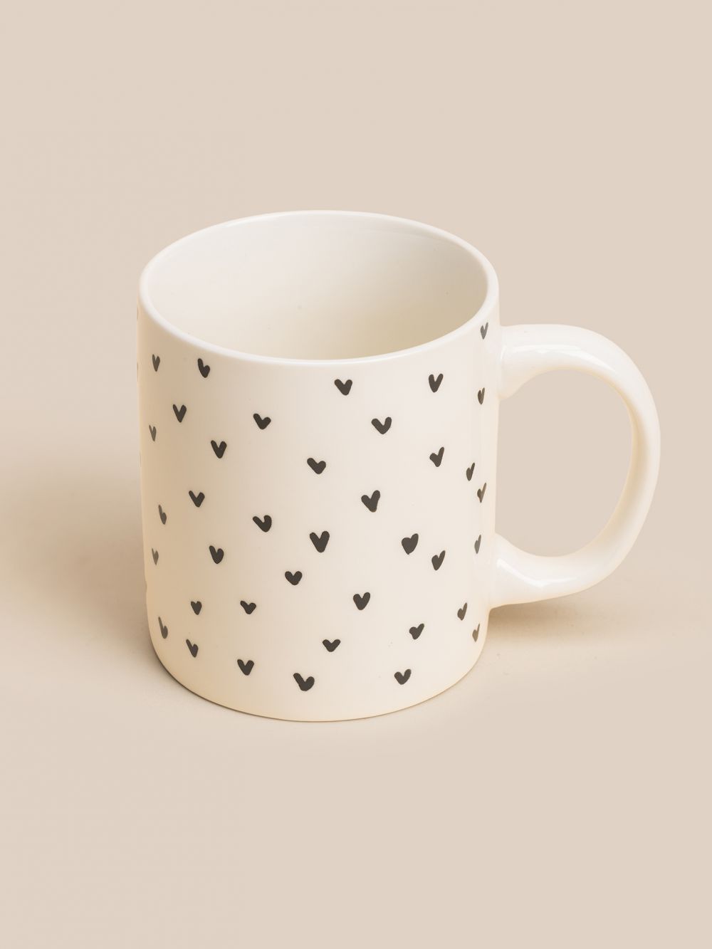 ספל שתיה חמה לבבות שחורים 340ML