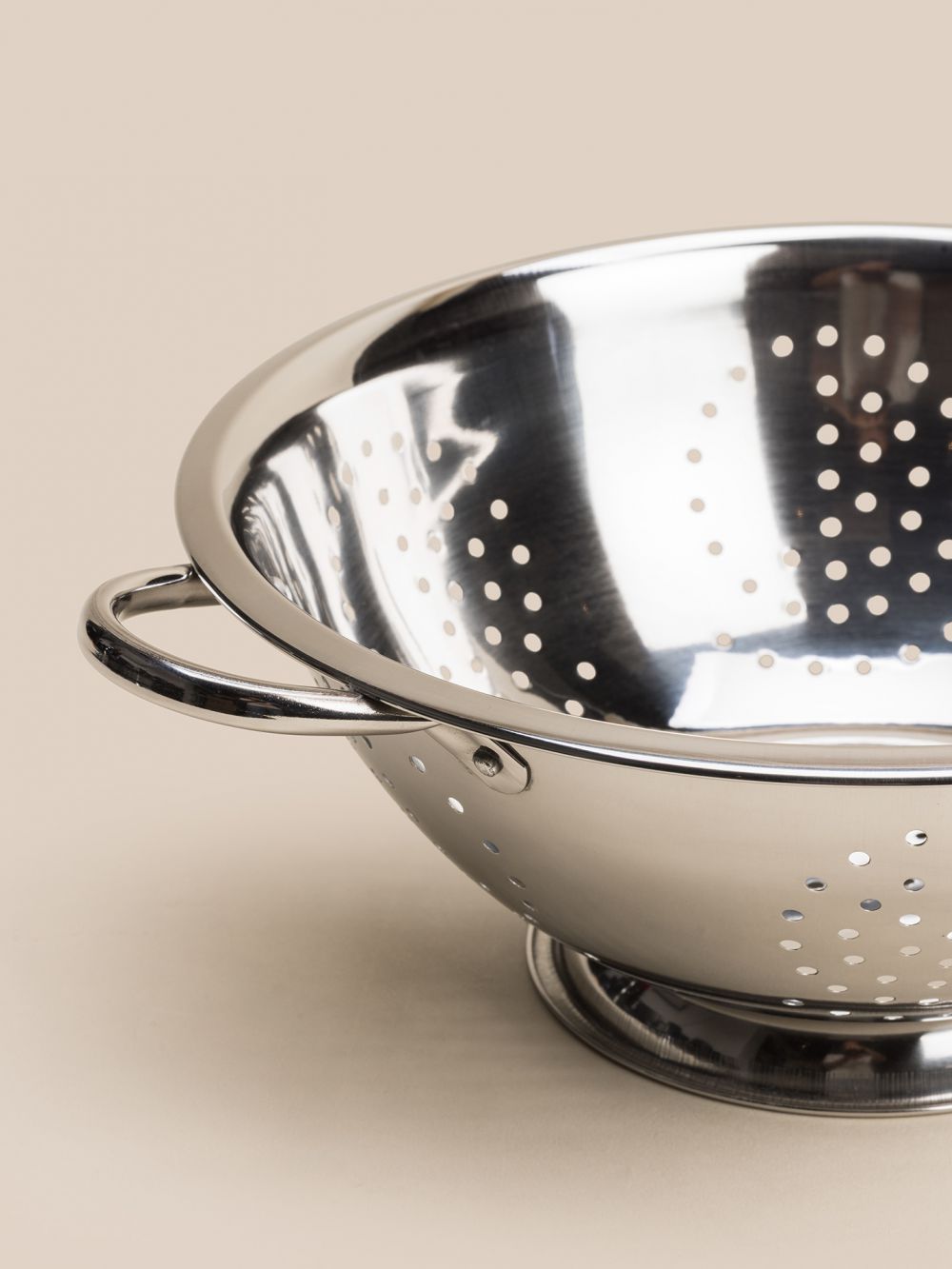 מסננת נירוסטה 24CM