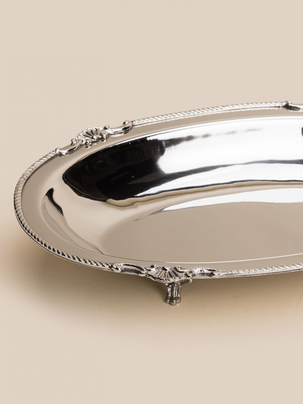 קערה אובלית נירוסטה מעוטרת 33X20CM