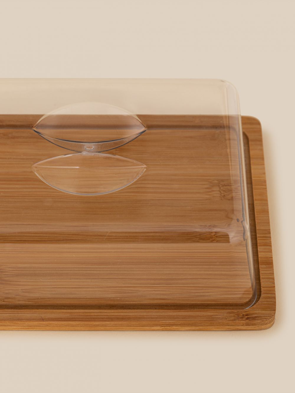 מגש במבוק עם מכסה 24X18.5X7.3 ס”מ