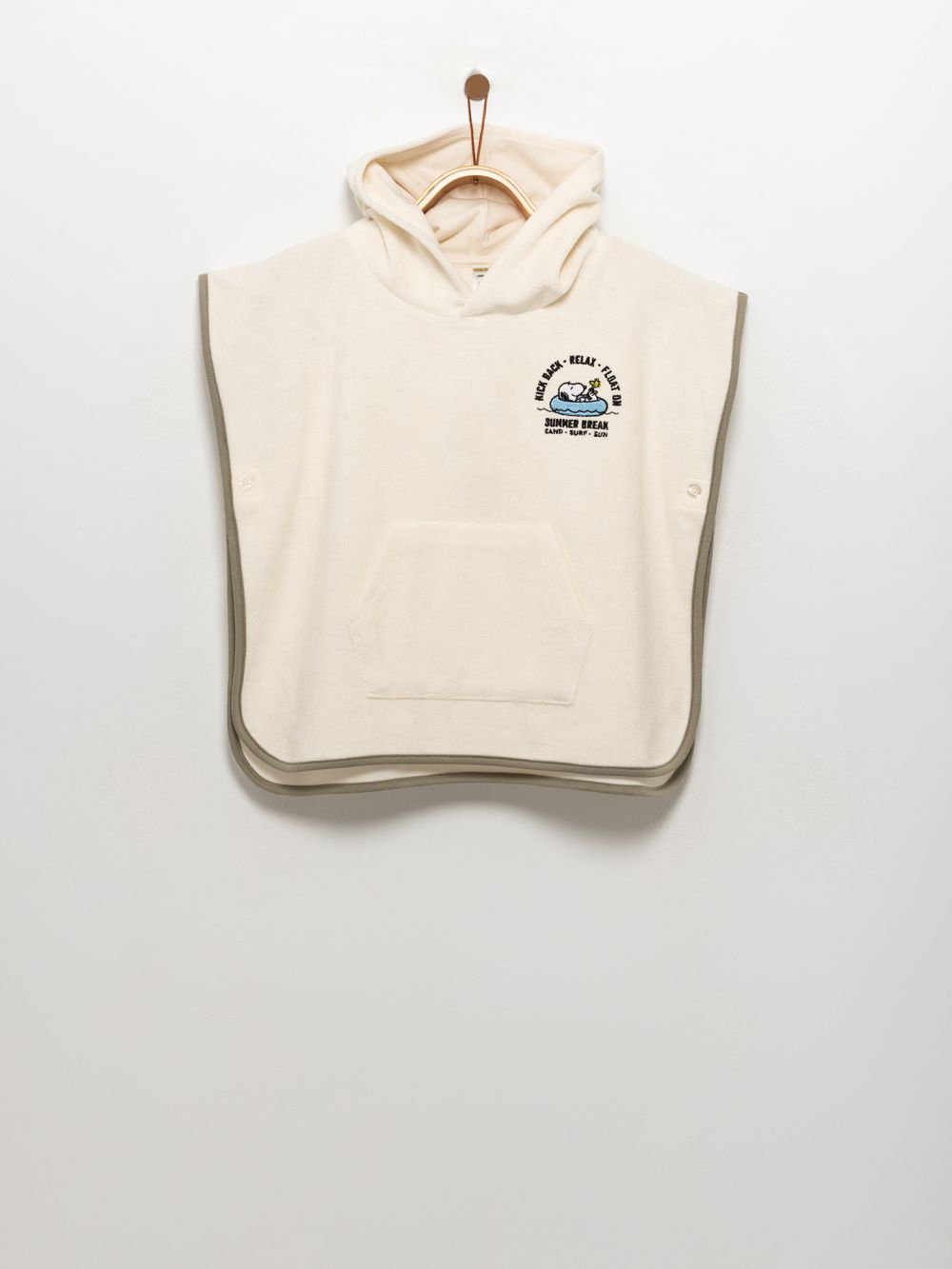 מגבת פונצ׳ו