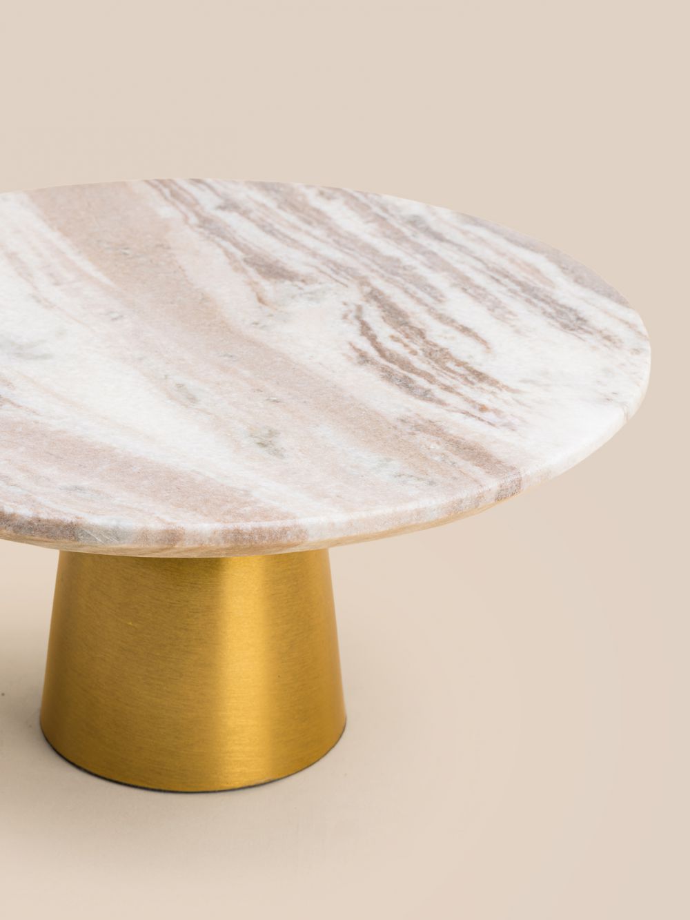 מעמד הגשה לעוגה על רגל שיש  ופליז 30CM