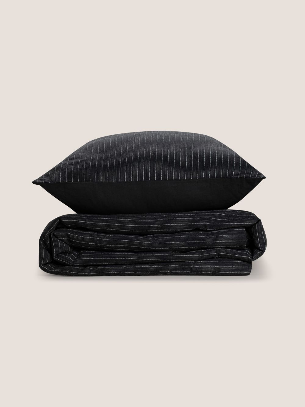 כיסוי מיטה וכרית ROYAL