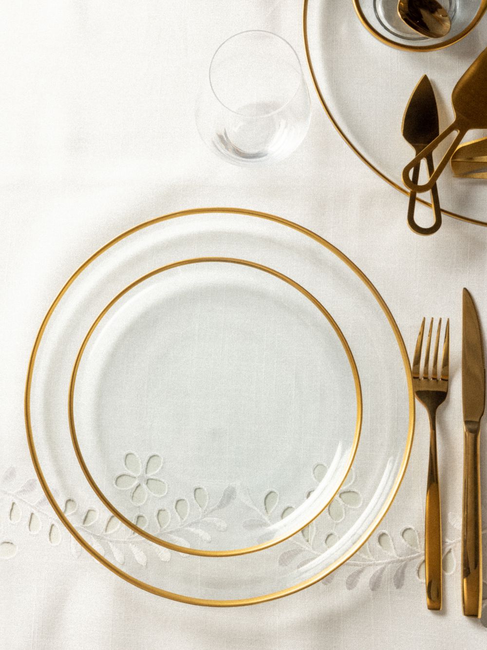 סט צלחות/קערות פס זהב