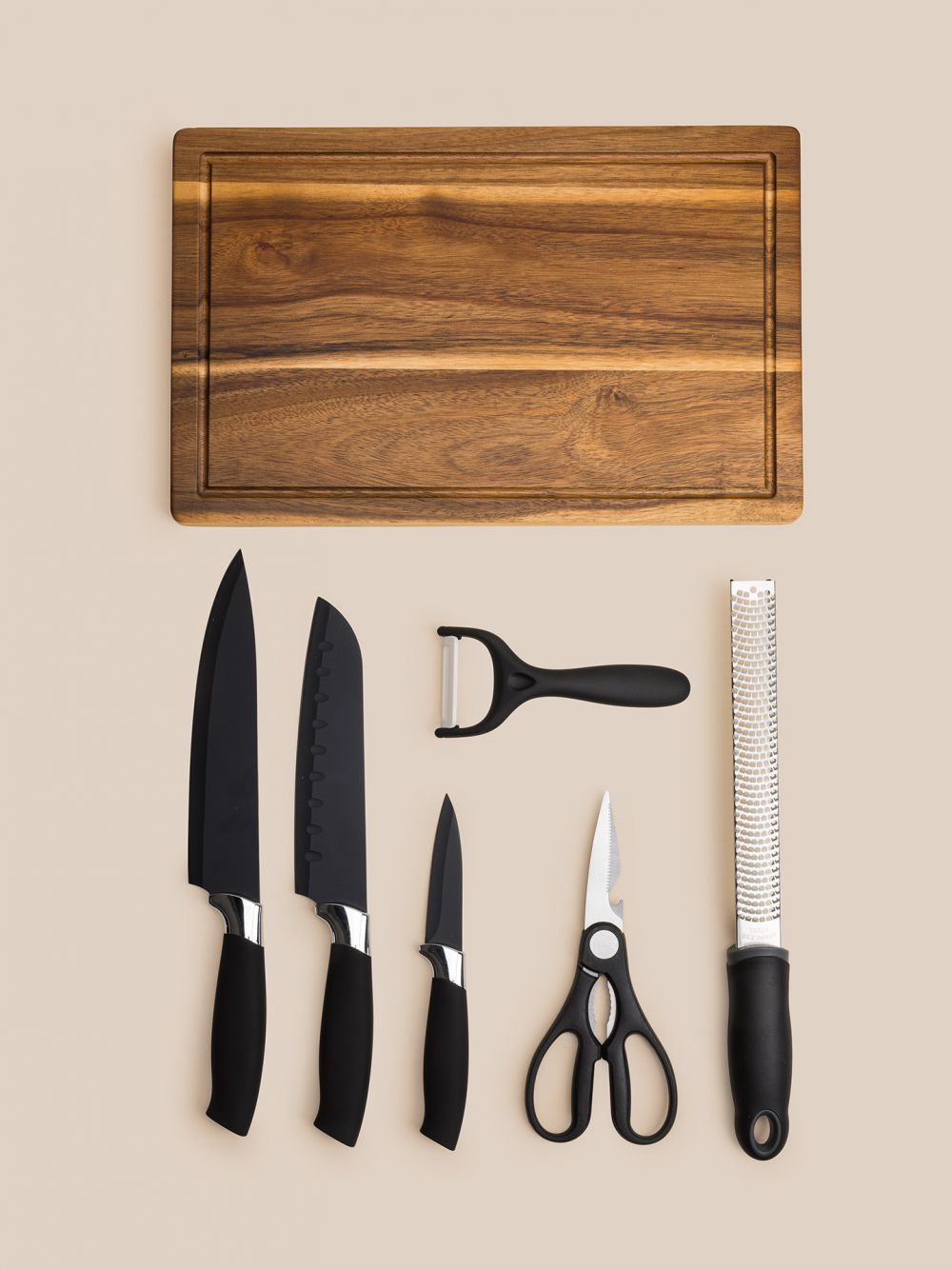 מארז קרש סכינים ואבזרי מטבח