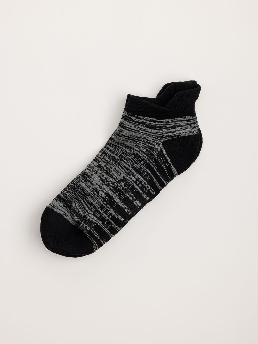 מארז שלישיית גרבי עקב ספורטיביות שני צבעים