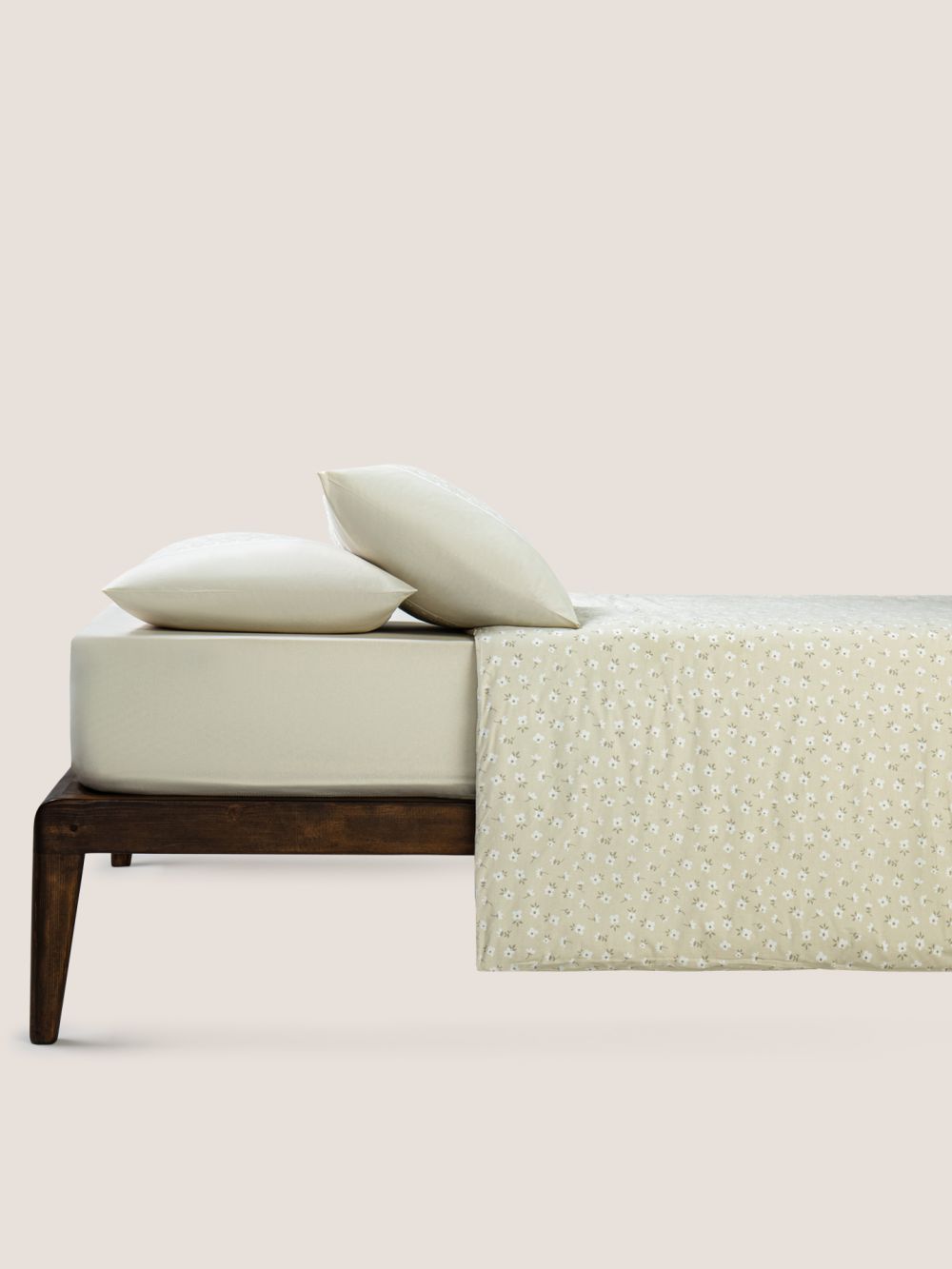 סט מצעים פרחוני NOA