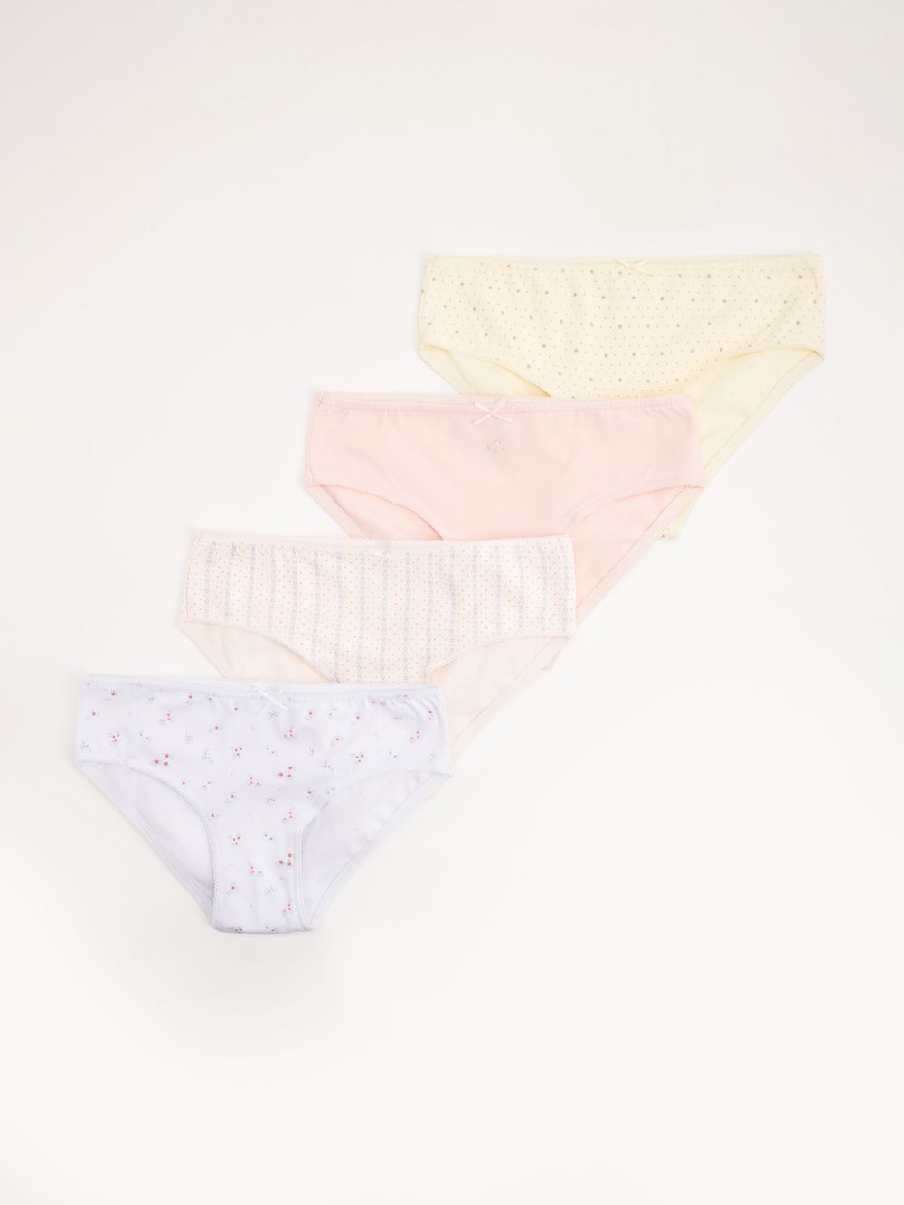 מארז 4 תחתונים