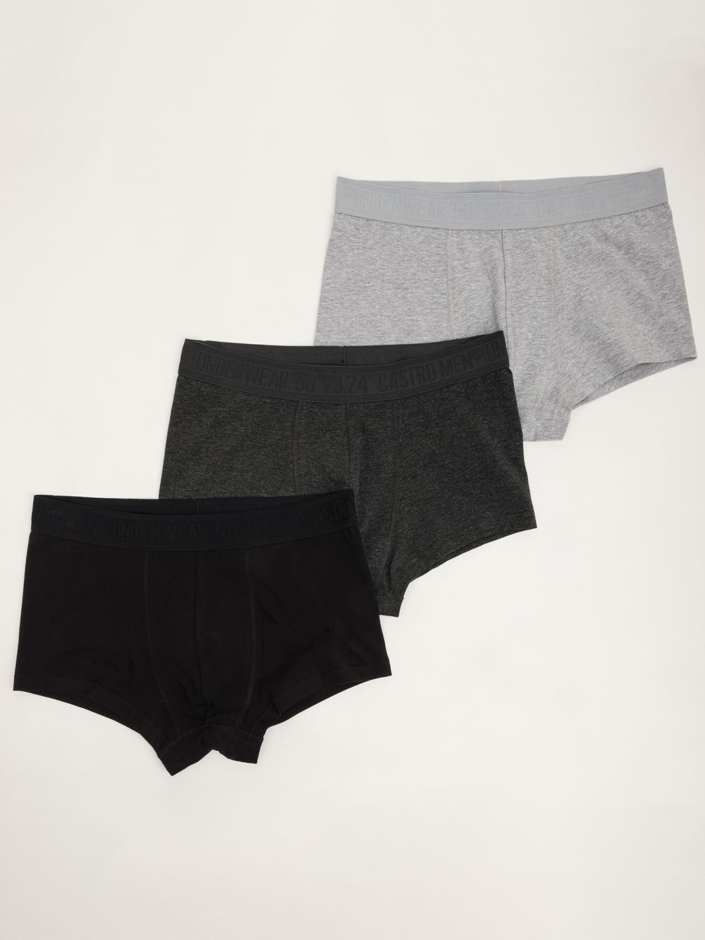 מארז 3 תחתוני בוקסר קצרים