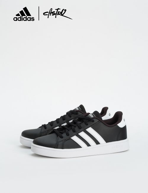 נעלי Adidas שחור ולבן / ילדים
