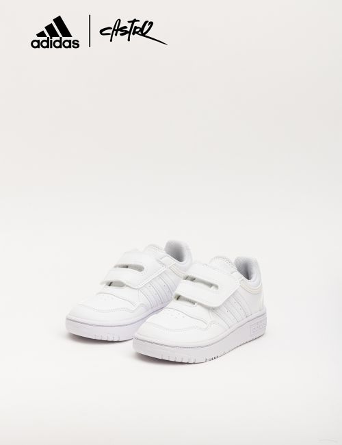 נעלי Adidas עם סקוצ’ים - מידות קטנות