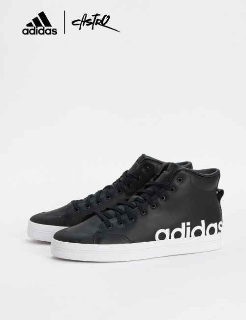 נעלי Adidas גבוהות בגוון שחור