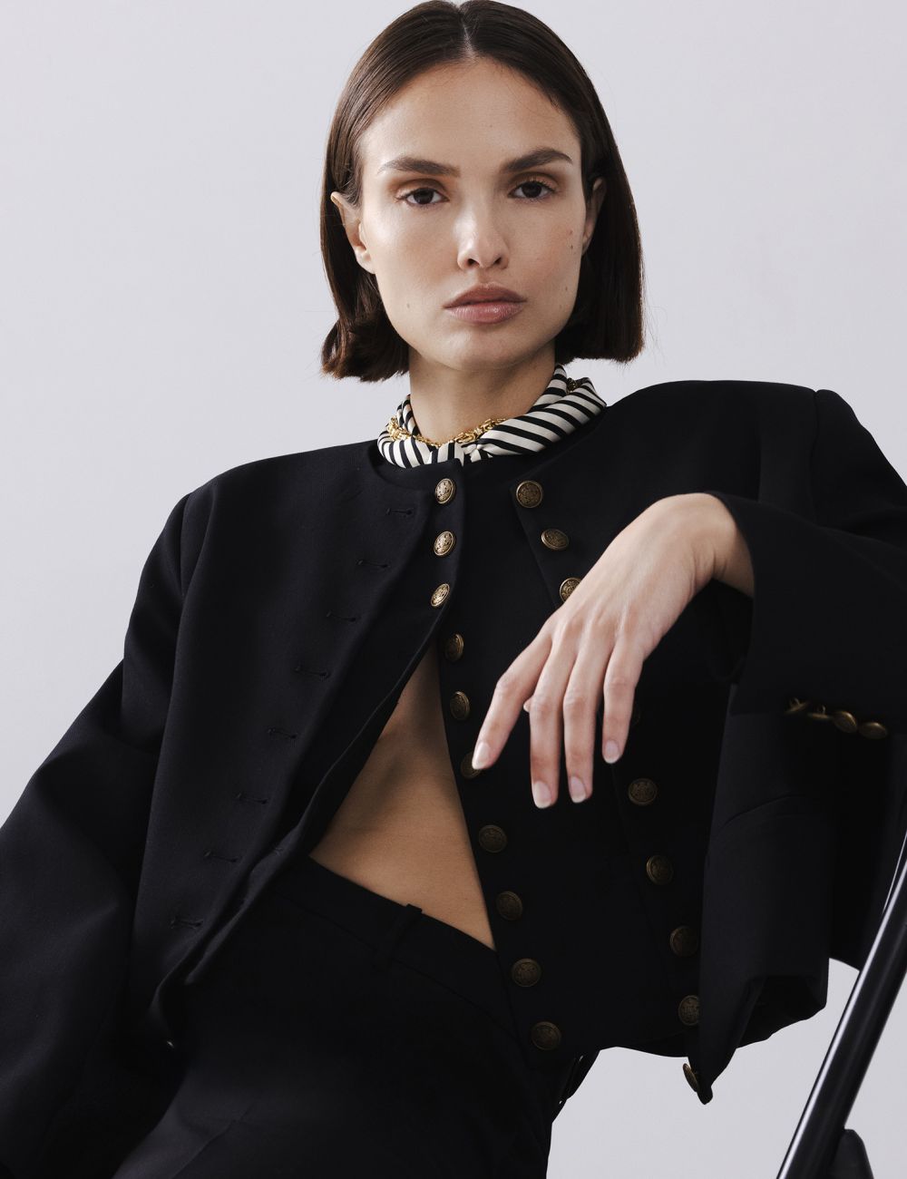 ג’קט BOXY עם כפתורים