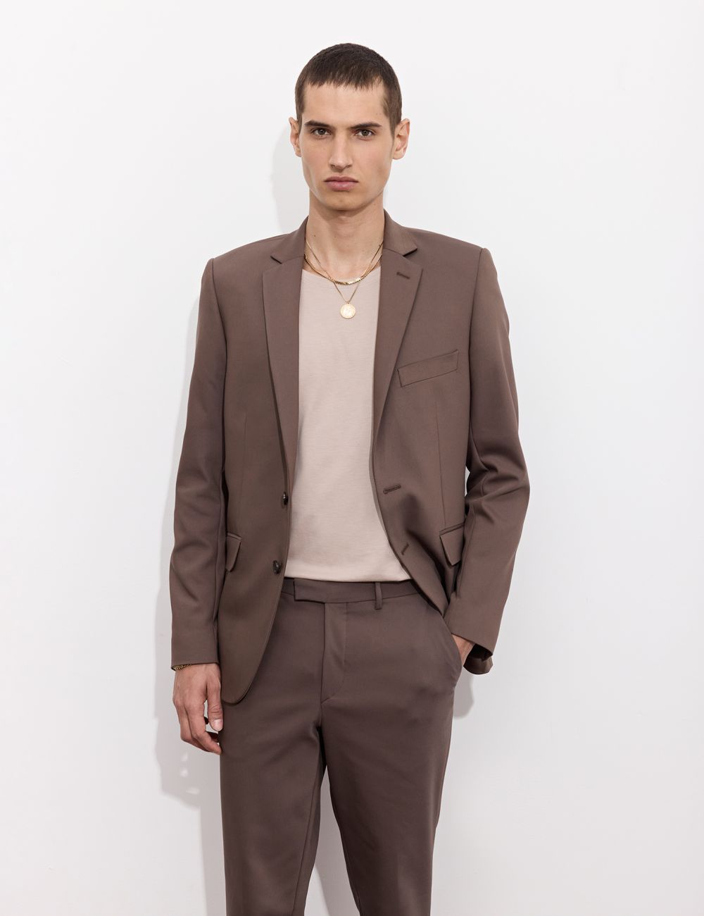 ז׳קט מחוייט