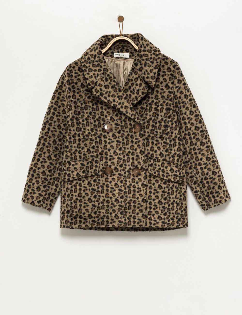 ג’קט מנומר