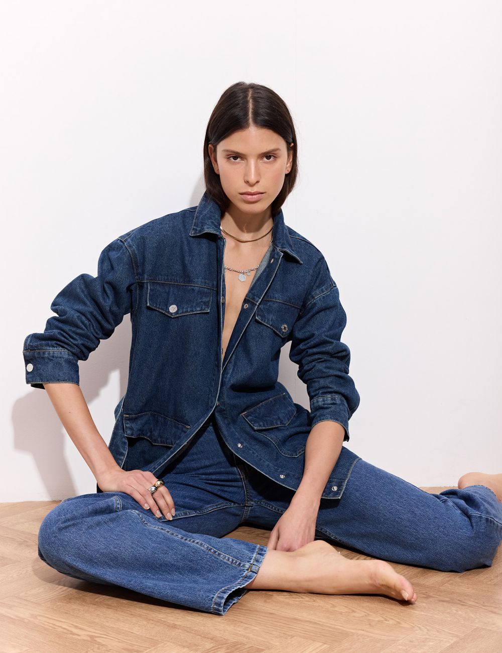 ג׳קט ג׳ינס אוברסייז עם חגורה