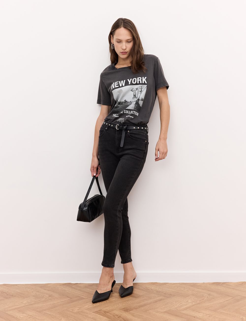 ג׳ינס SKINNY קרופ עם מותן גבוהה