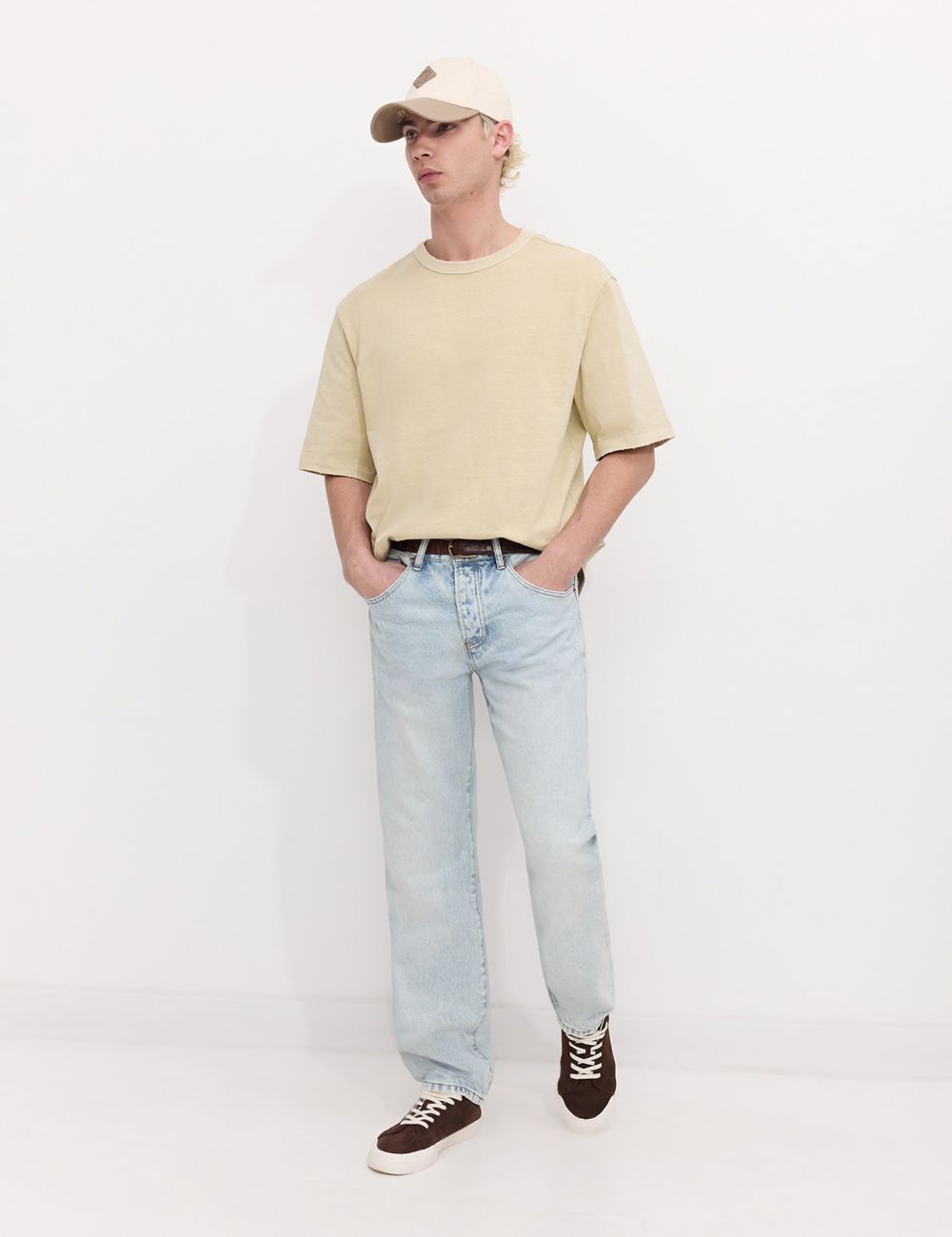 ג’ינס בגזרה STRAIGHT