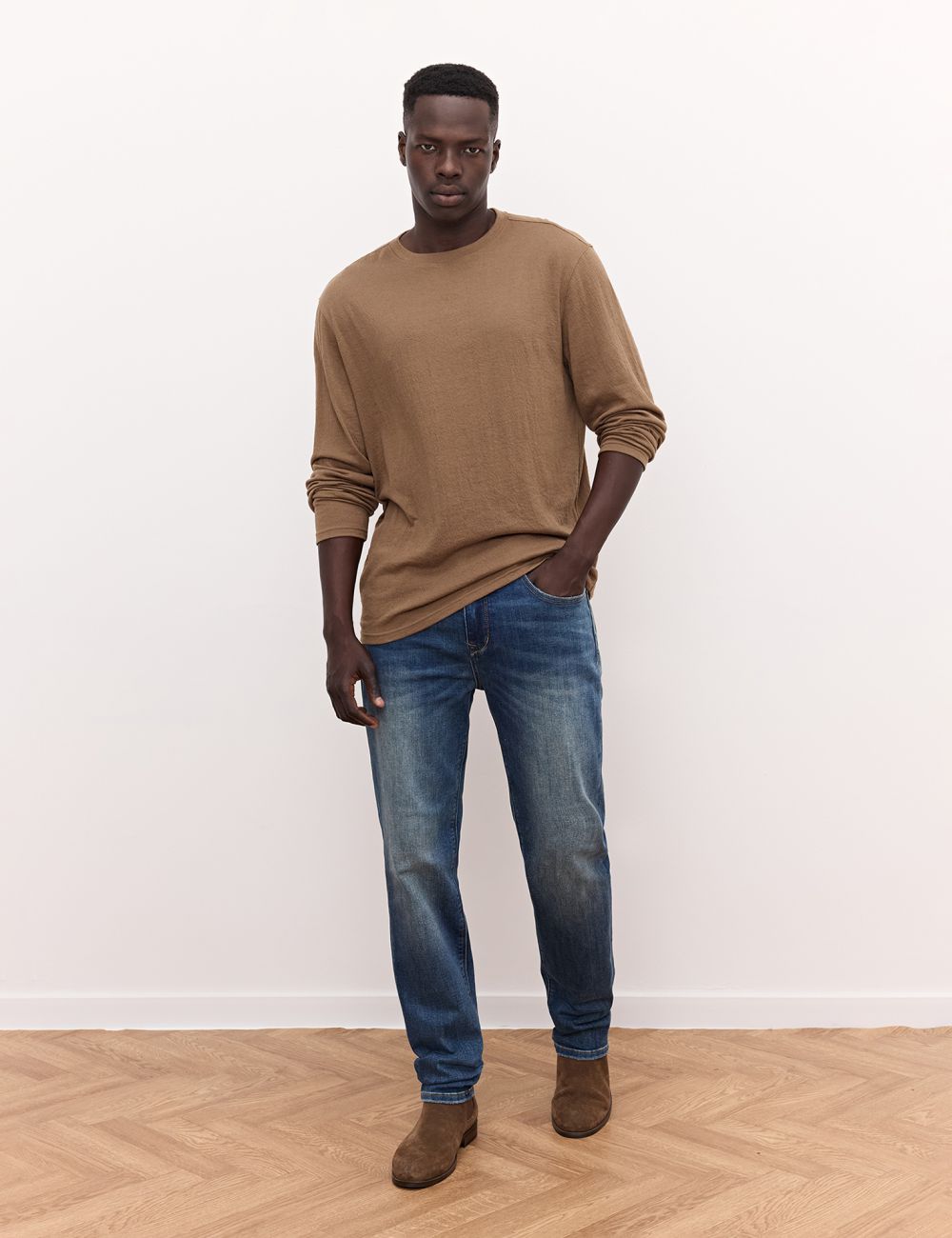 ג׳ינס בגזרת SLIM