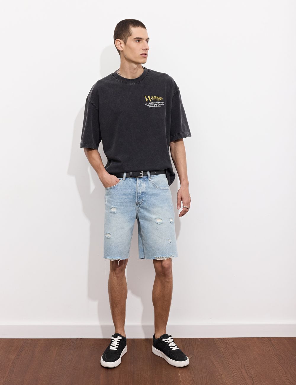 מכנס ג׳ינס ברמודה