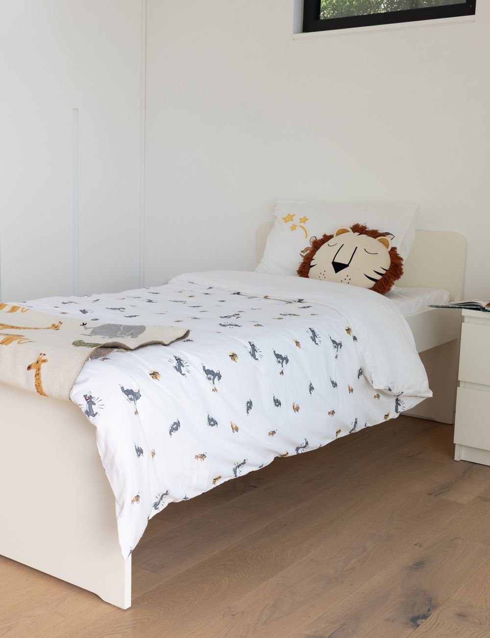 סט מצעים טום וגרי לבן