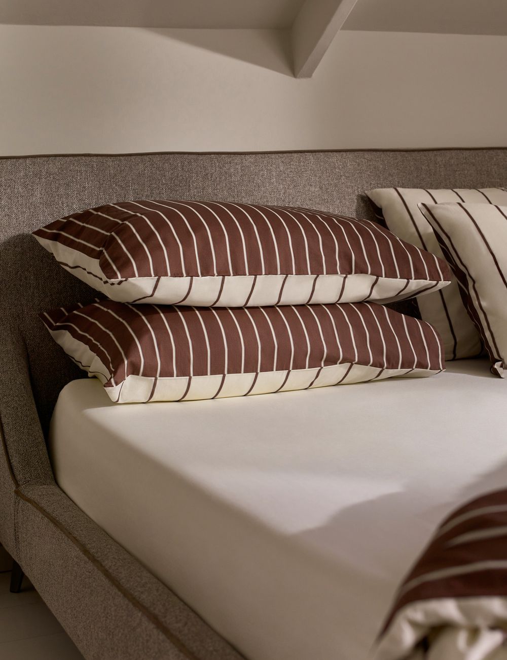 סט מצעים פסים 160x200 ס״מ 180TC