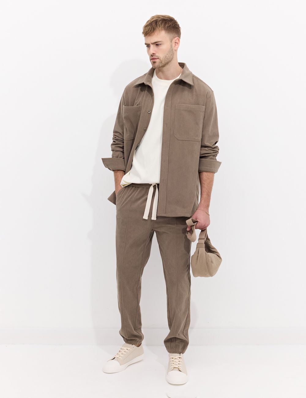 מכנס JOGGER מבד קורדרוי