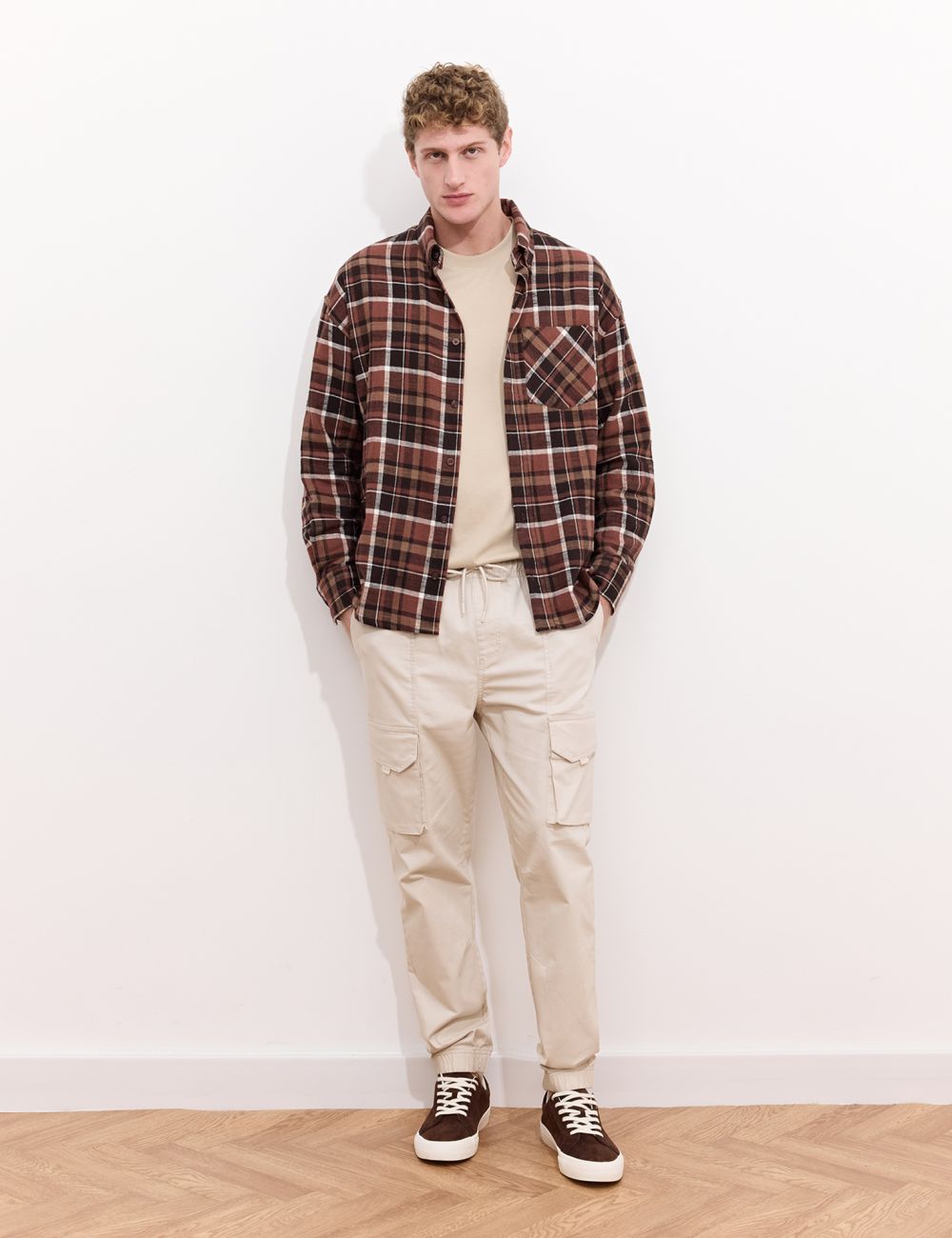 מכנסיים עם גומי וכיסים