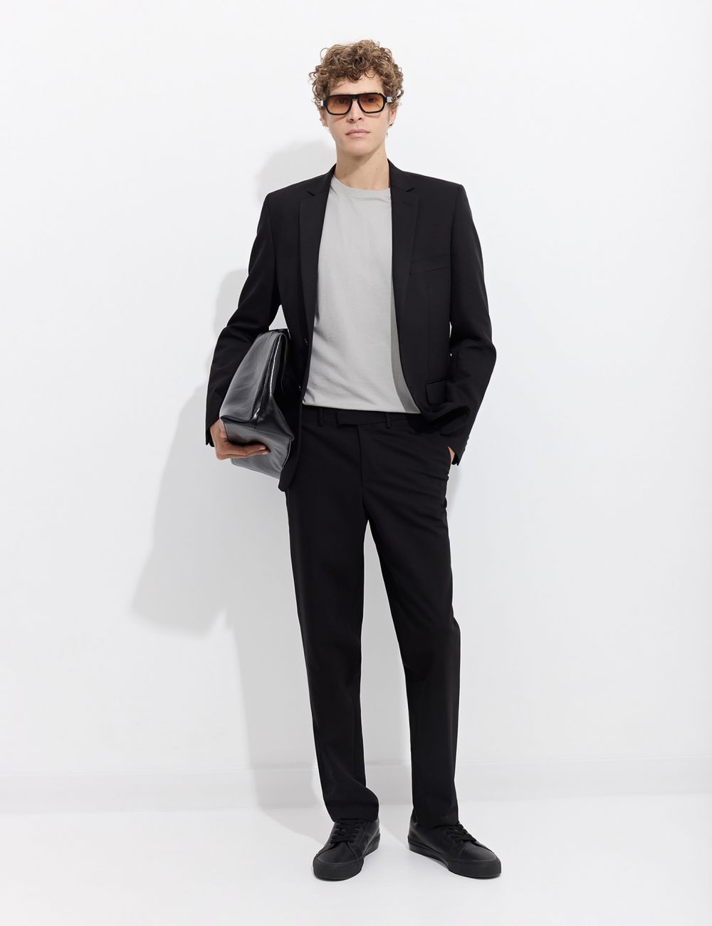 מכנסיים מחוייטים