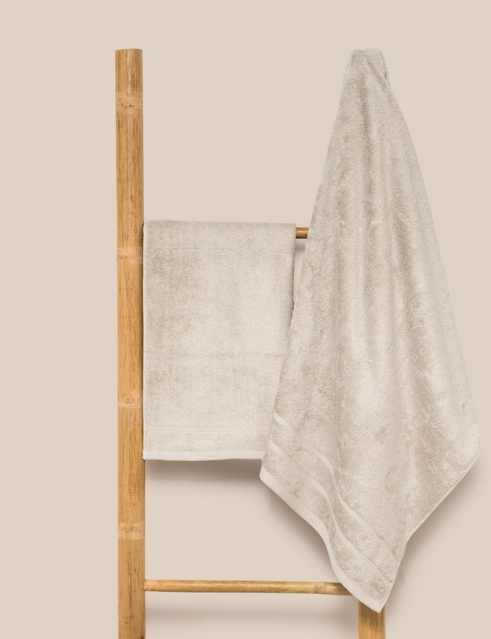 מגבת במבוק בשילוב כותנה 600GSM 70X130CM