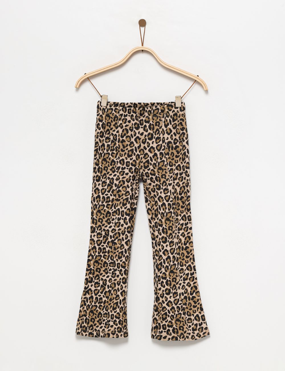 טייטס עם חתכים