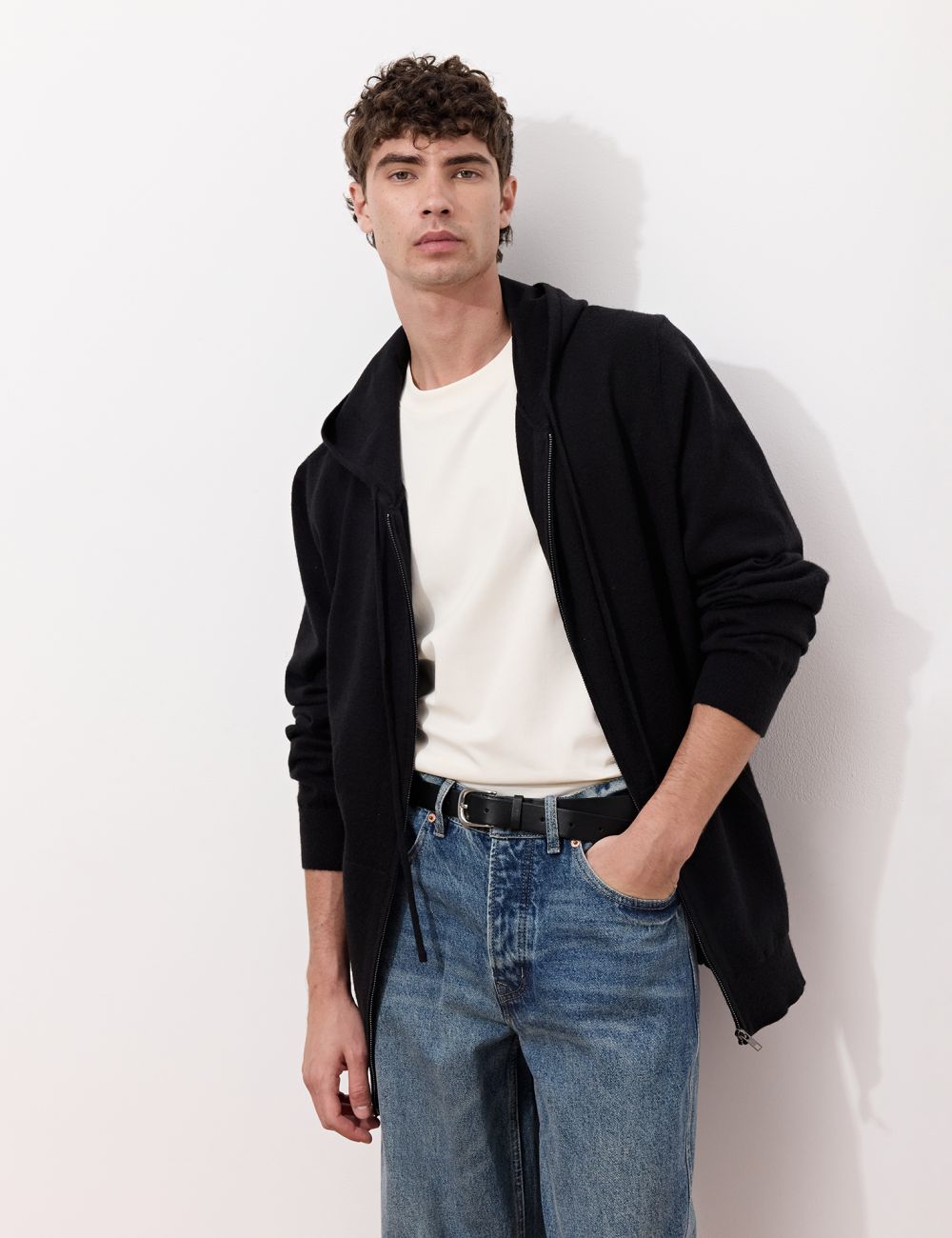 סריג קפוצ׳ון עם רוכסן