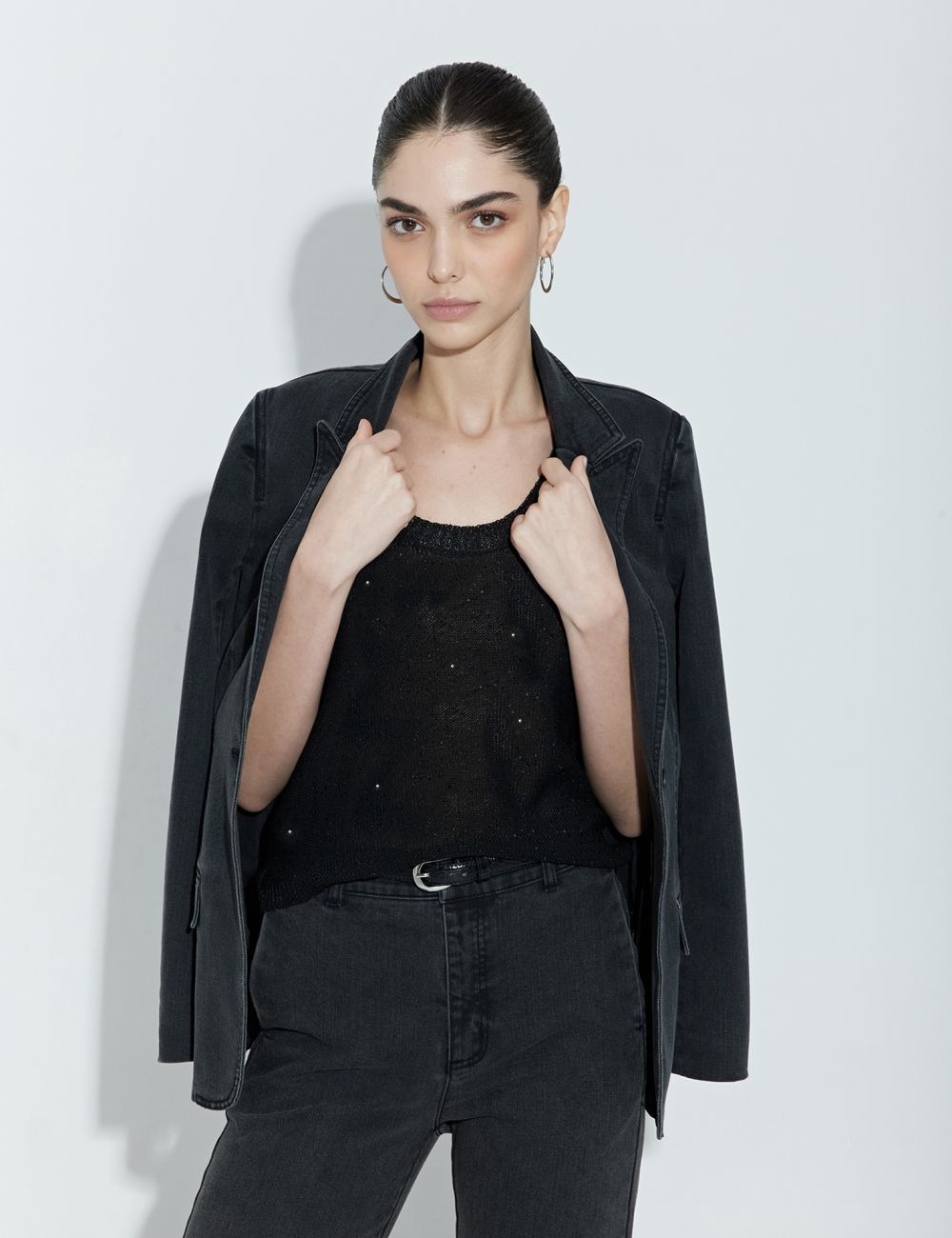 גופיית סריג מנצנצת