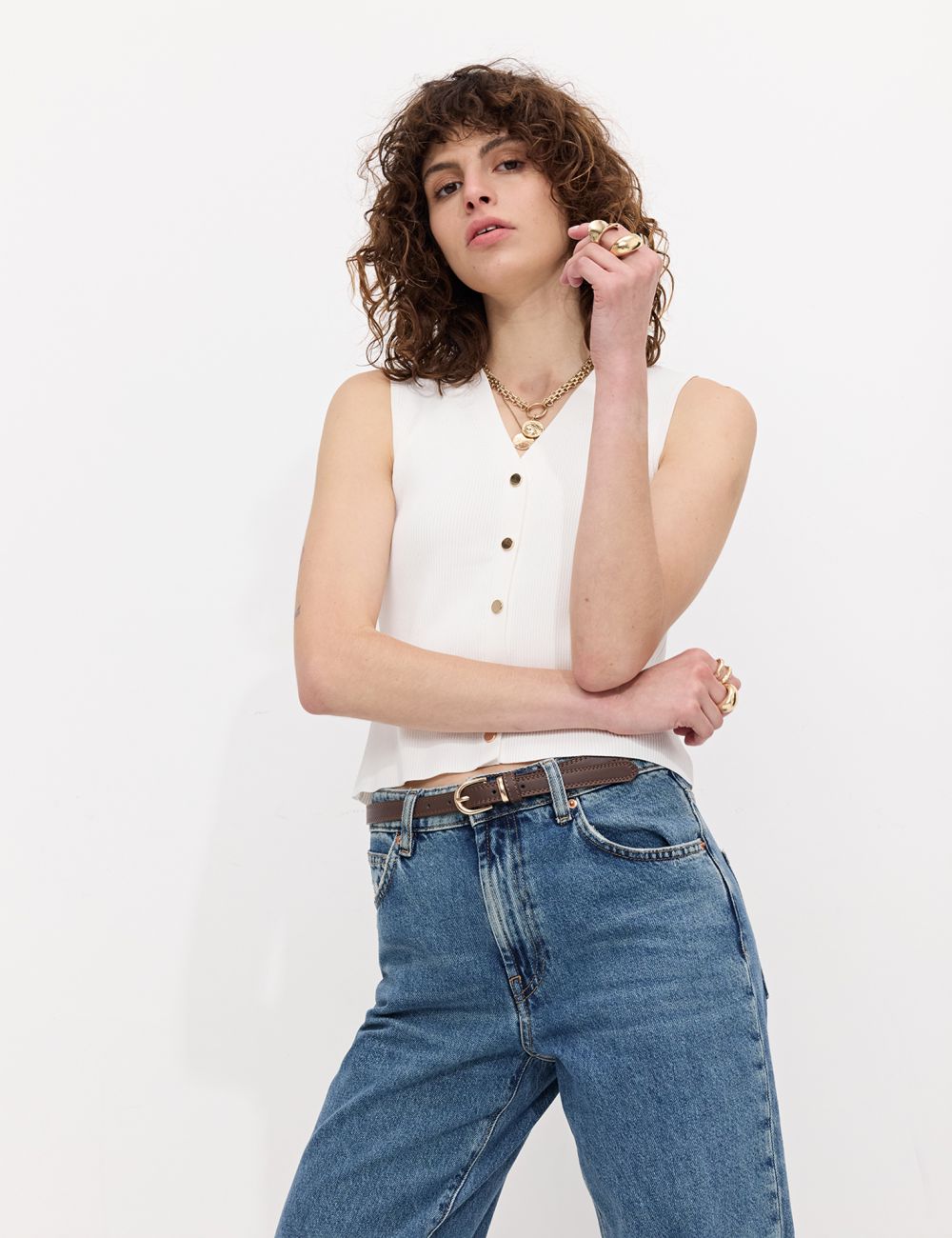 סריג ריב עם תיקתקים בצבע זהב