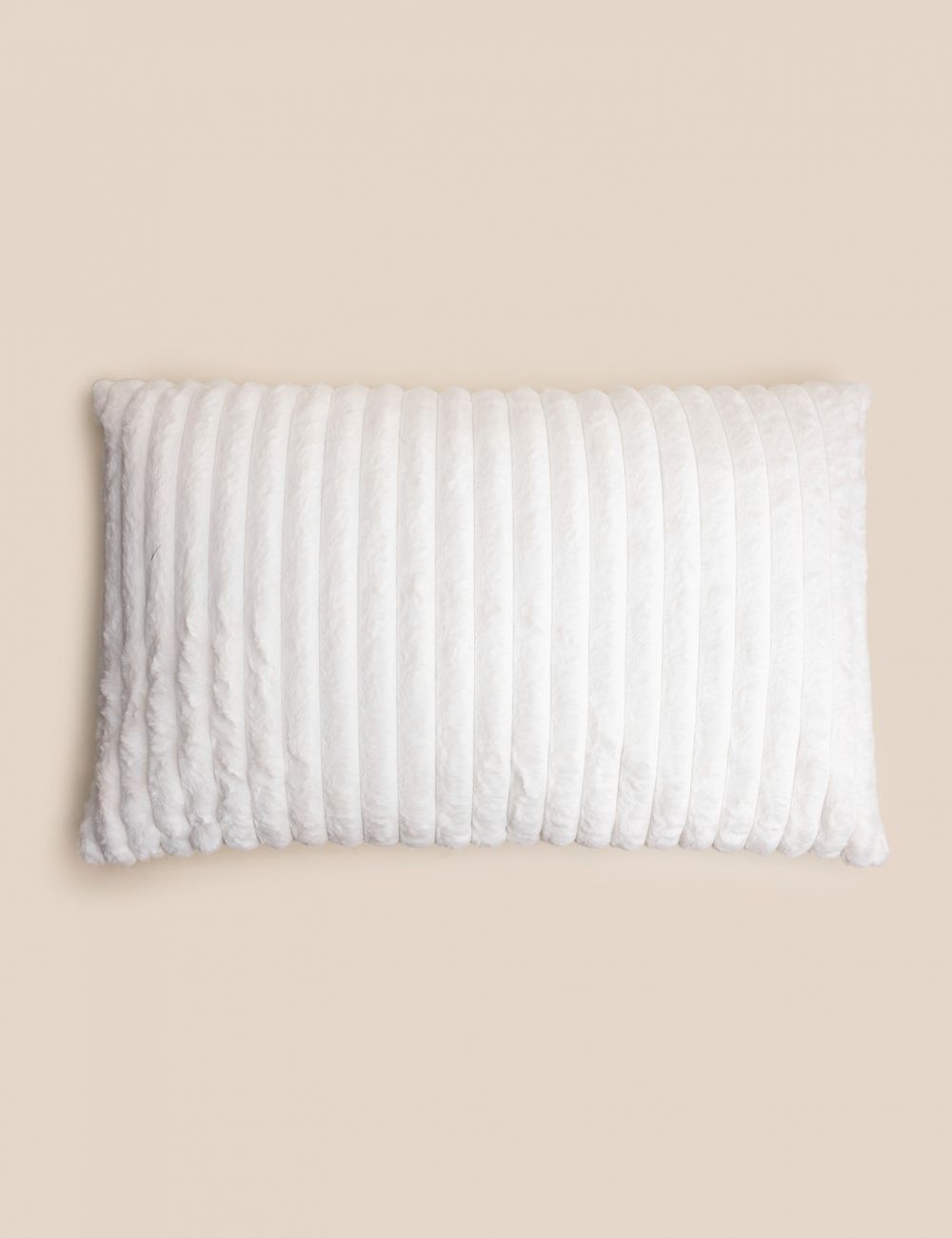 כרית דמוי פרווה פסים 30X50CM