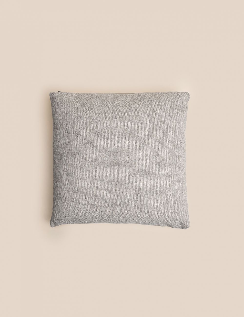 כרית גקארד 45X45CM נגה