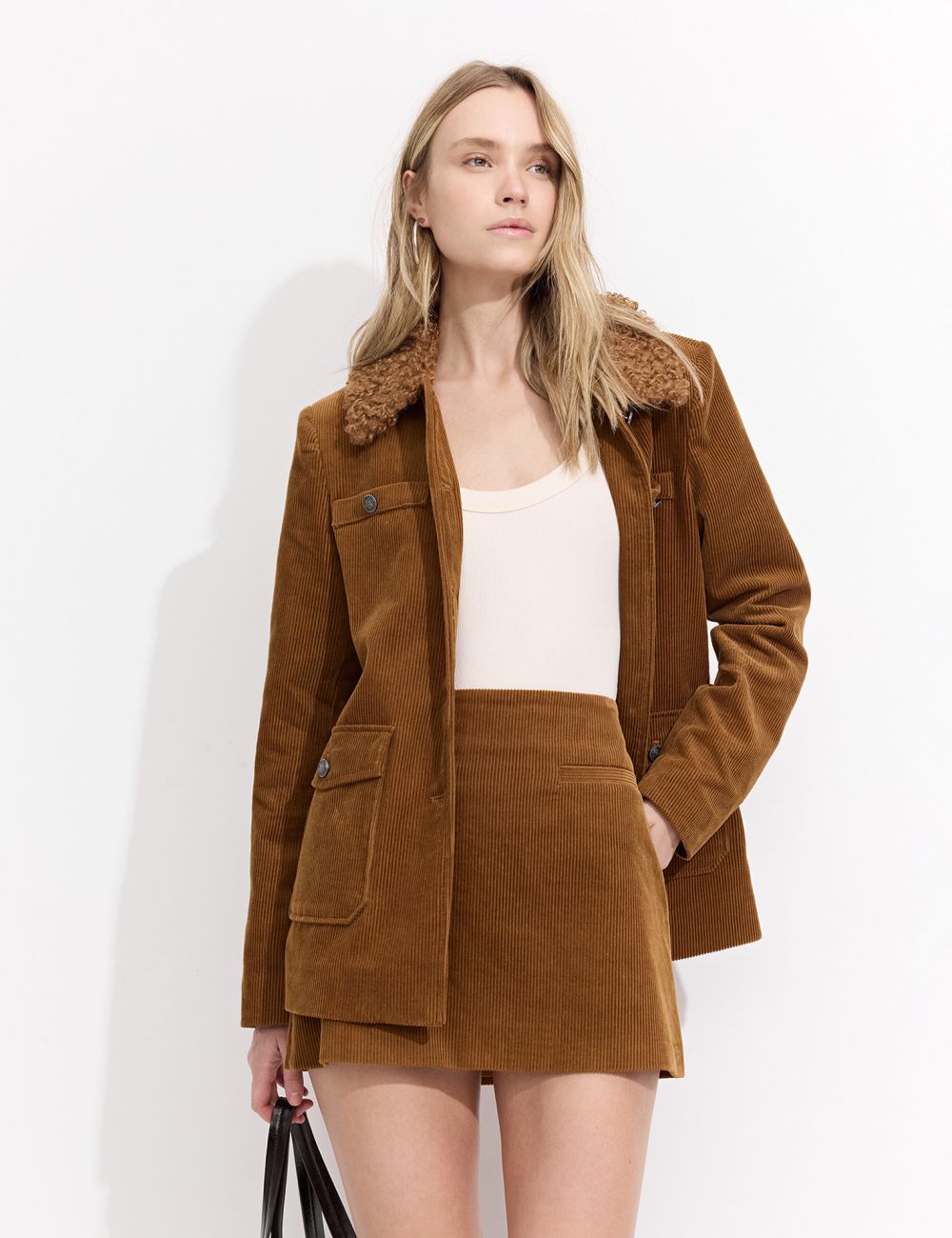 חצאית מיני קורדרוי