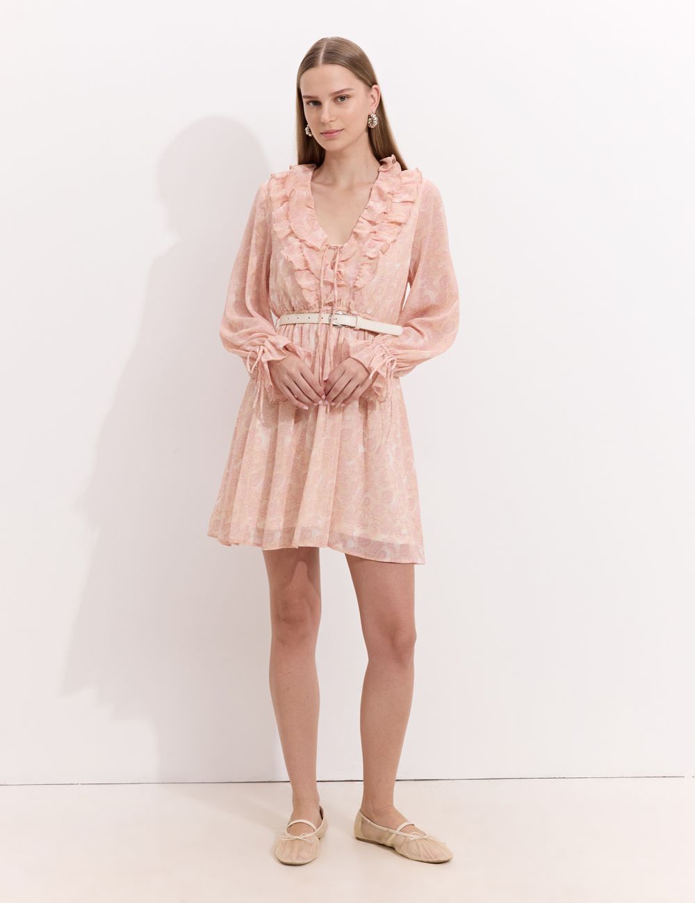 שמלת MINI עם מפתח וולנים