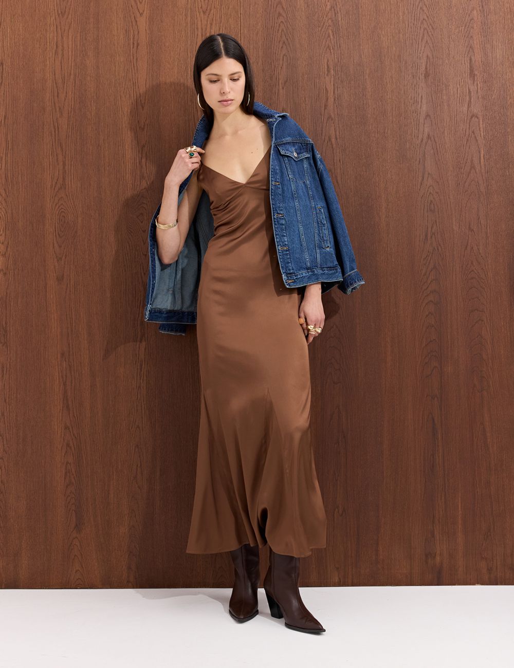 שמלת מקסי סאטן