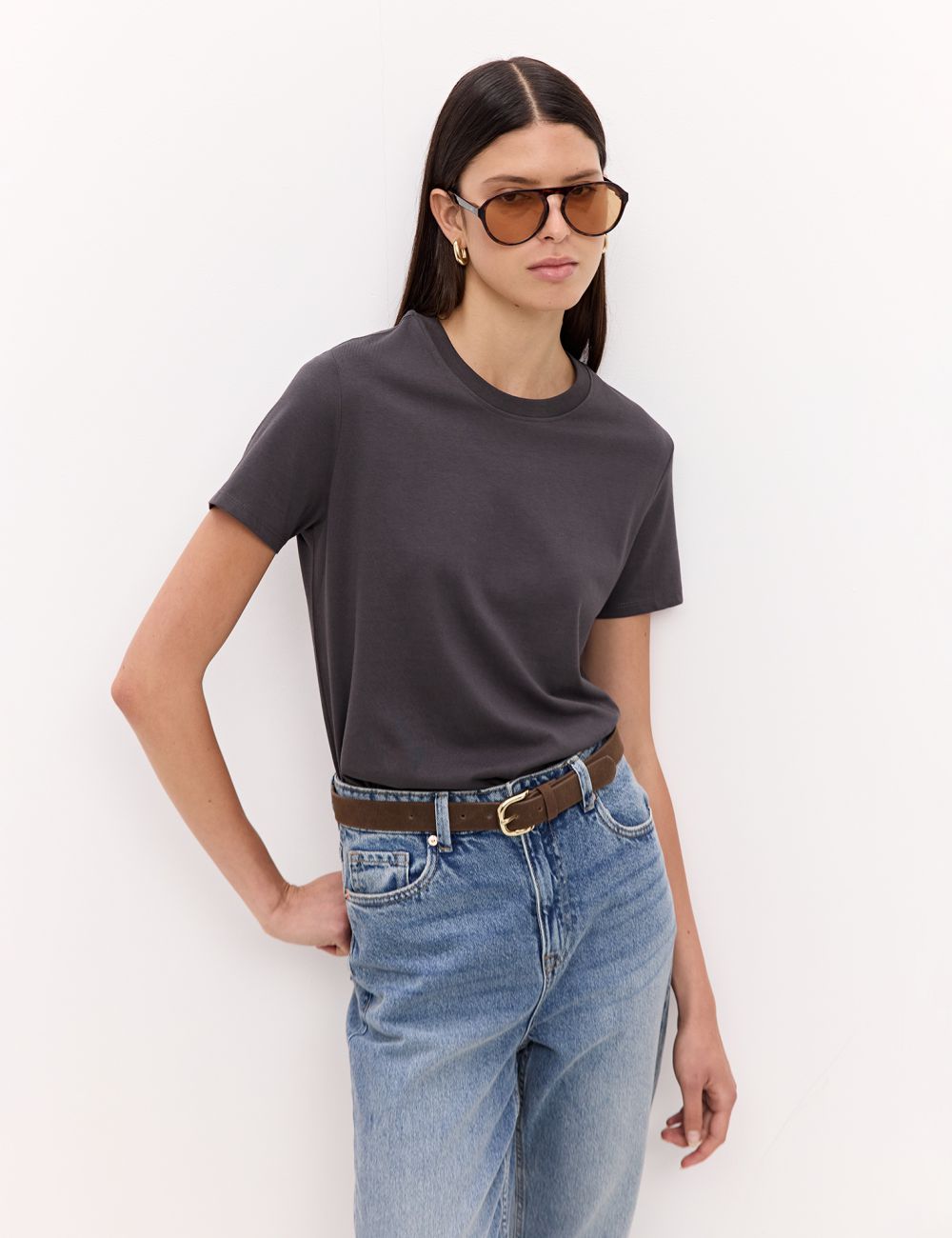 חולצת בייסיק צווארון עגול