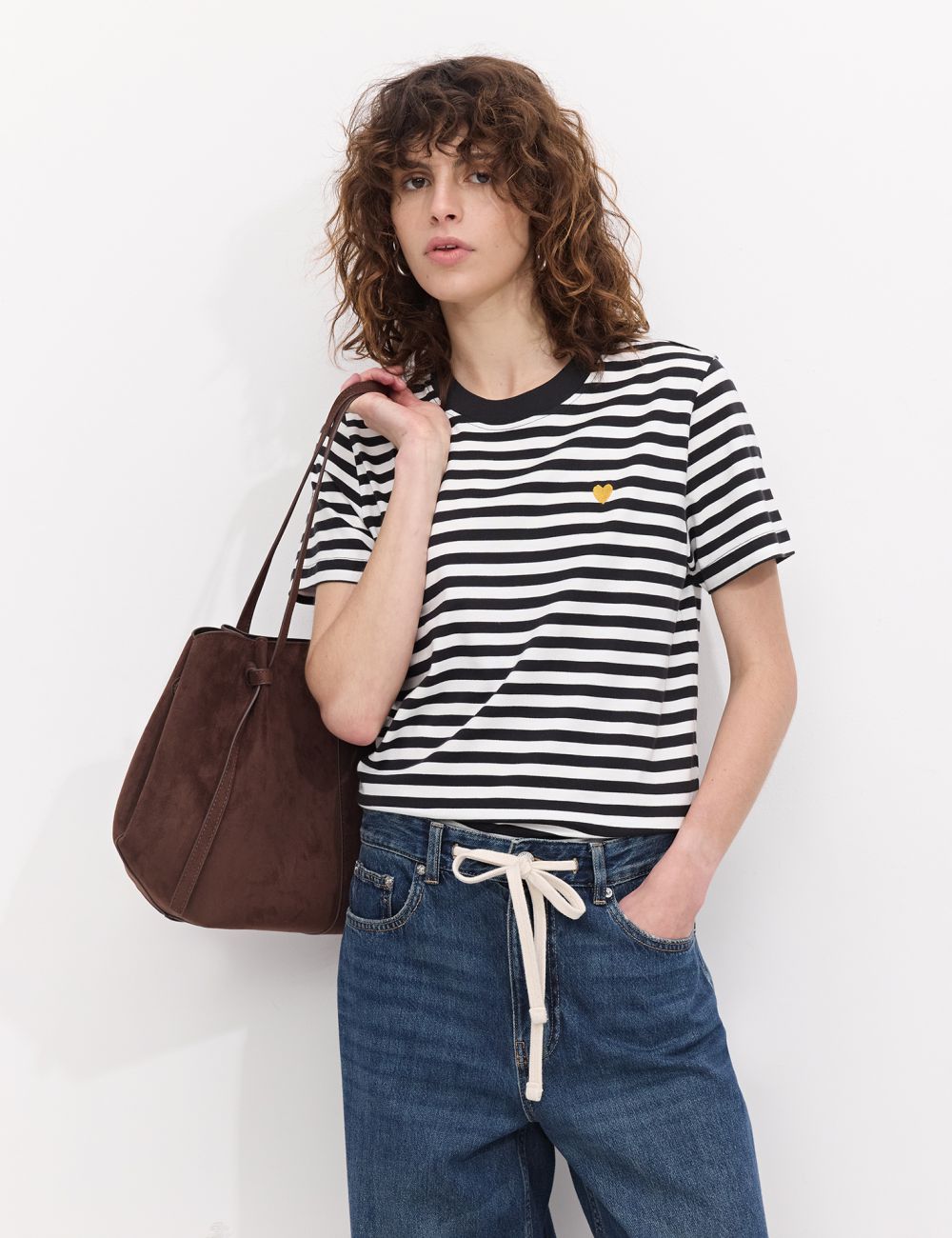 טי שירט פימה בוקסית עם רקמה