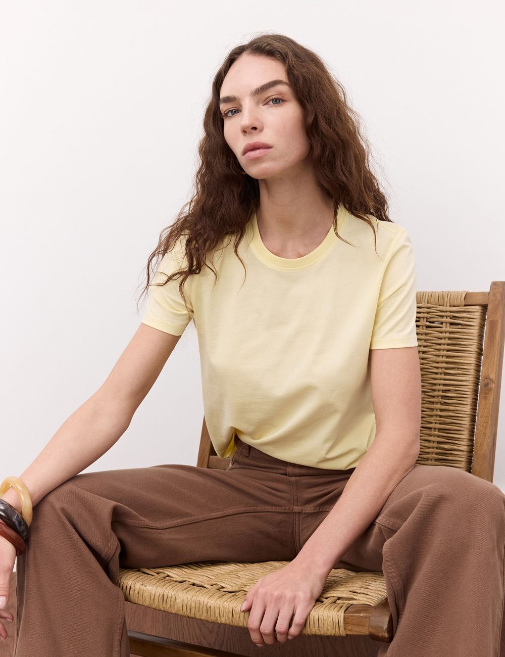 חולצת בית ספר בייסיק C